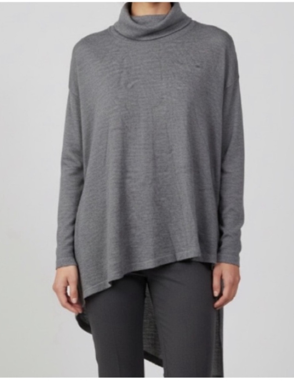 Eileen Fisher Merino Wool Turtleneck Sweater Size Small Grey Asymmetrical Hem